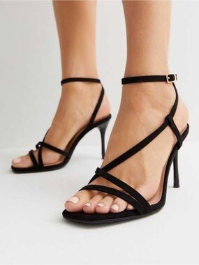 Felipe rivera Black leather Strappy Stiletto Heels size 8